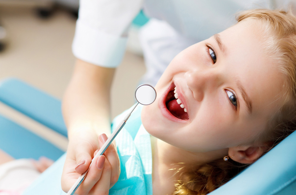 10 cách chăm sóc răng miệng cho cả gia đình